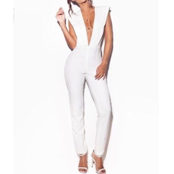 House of CB Skinny Jumpsuit In ivory size S - Picture 1 of 9